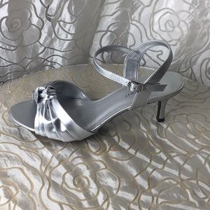 Fioni Night, size: 8 1/2 W, color: Silver
